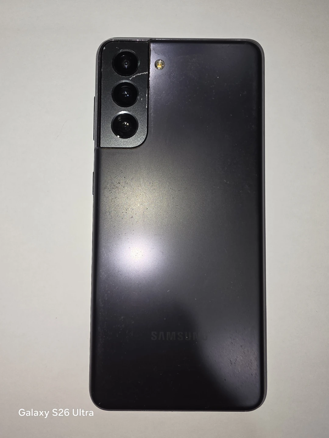Samsung Galaxy S21 - photo 2