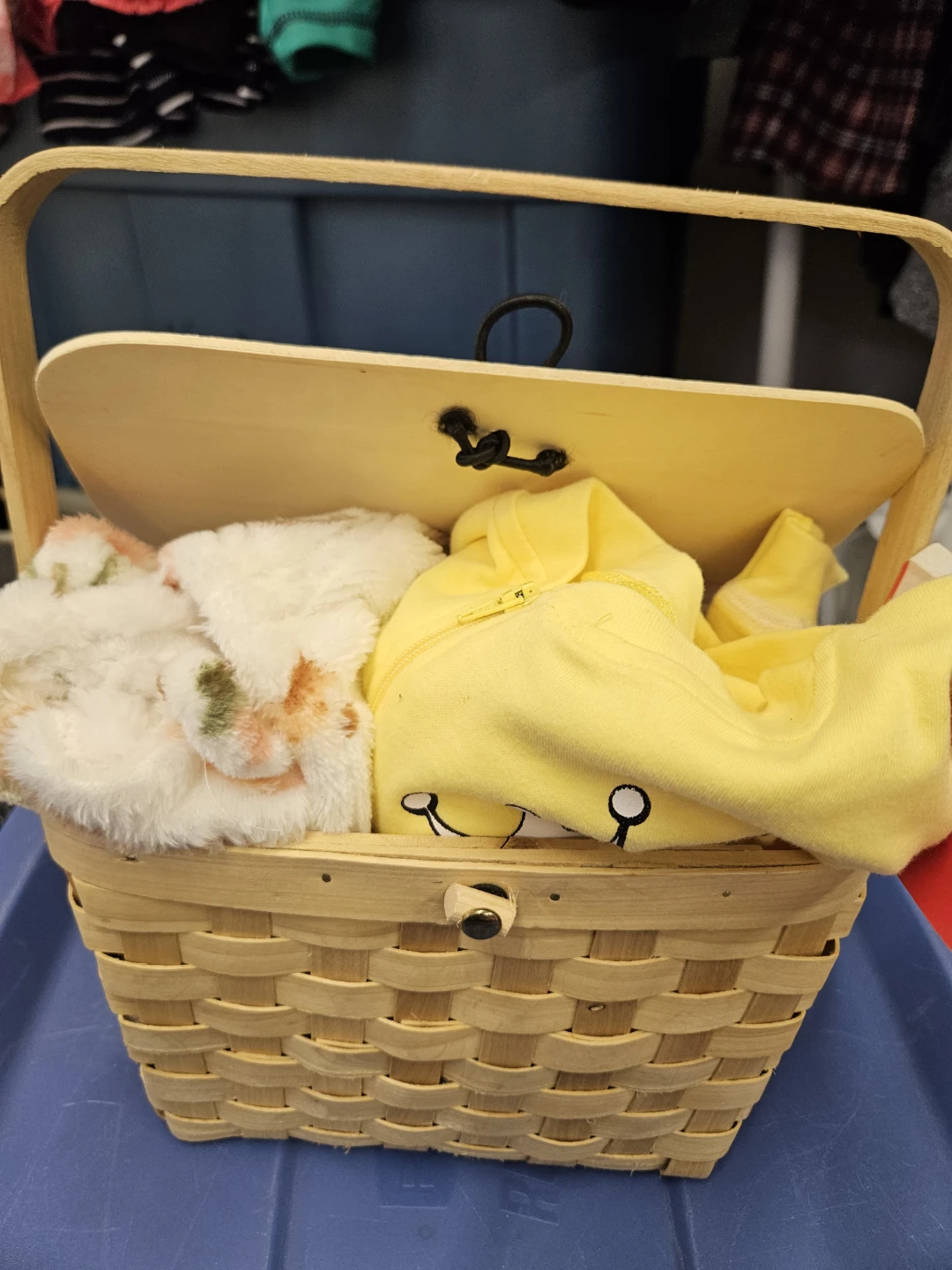 Giftable NEW Baby Clothing Set in Woven Basket - photo 4