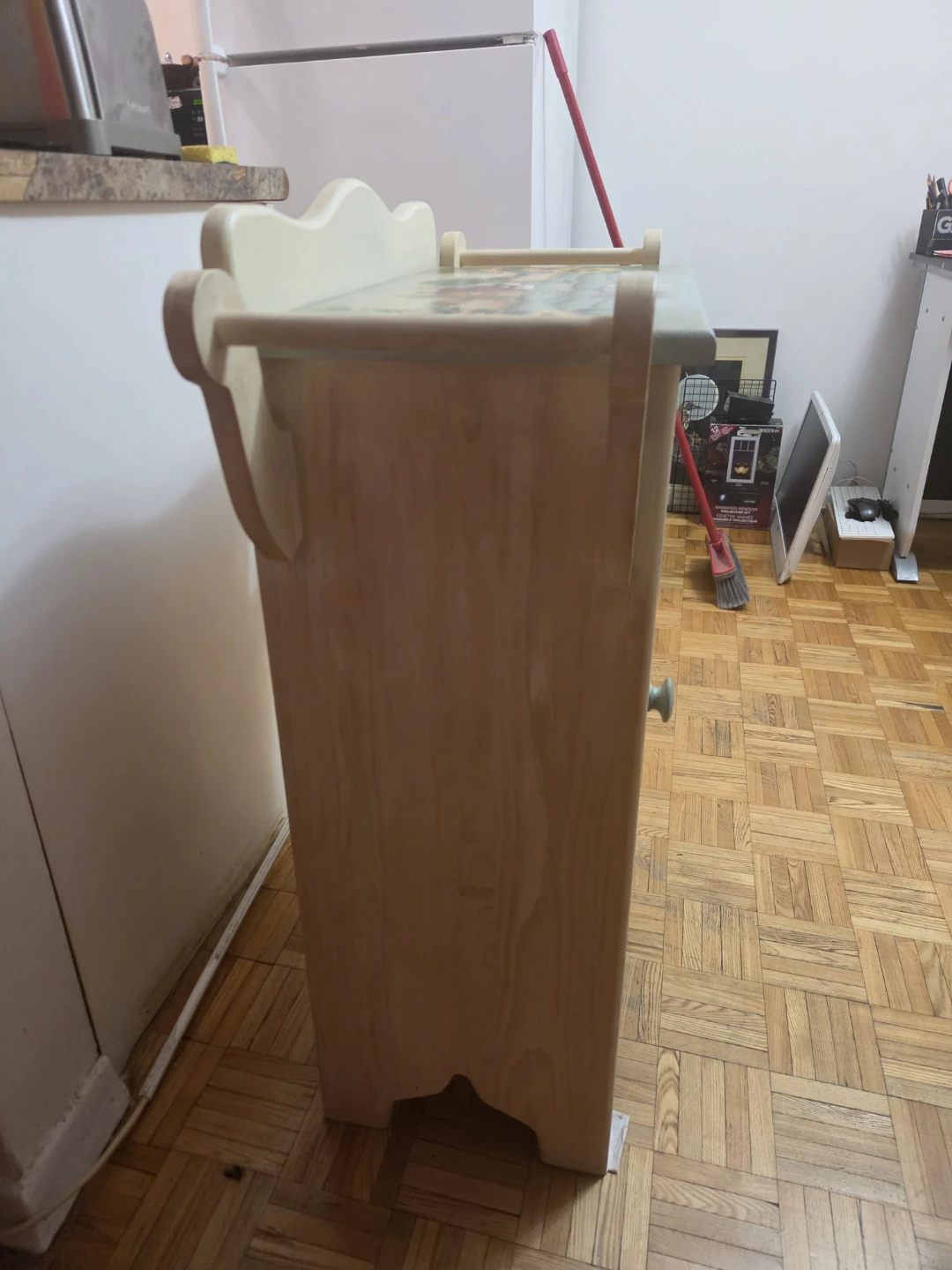 Country Style Hand-Painted Storage Cabinet - photo 3