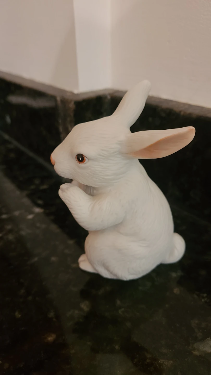 Geo. Z. Lefton Porcelain Rabbit Figurine 1985 - photo 2