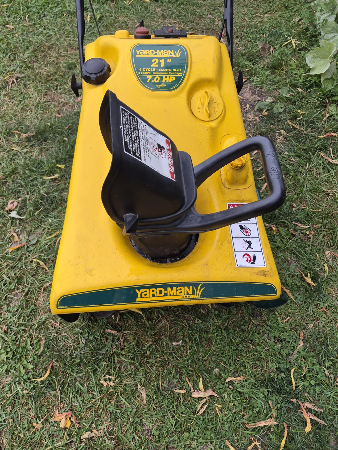 Yard man 7hp snowblower with electric start