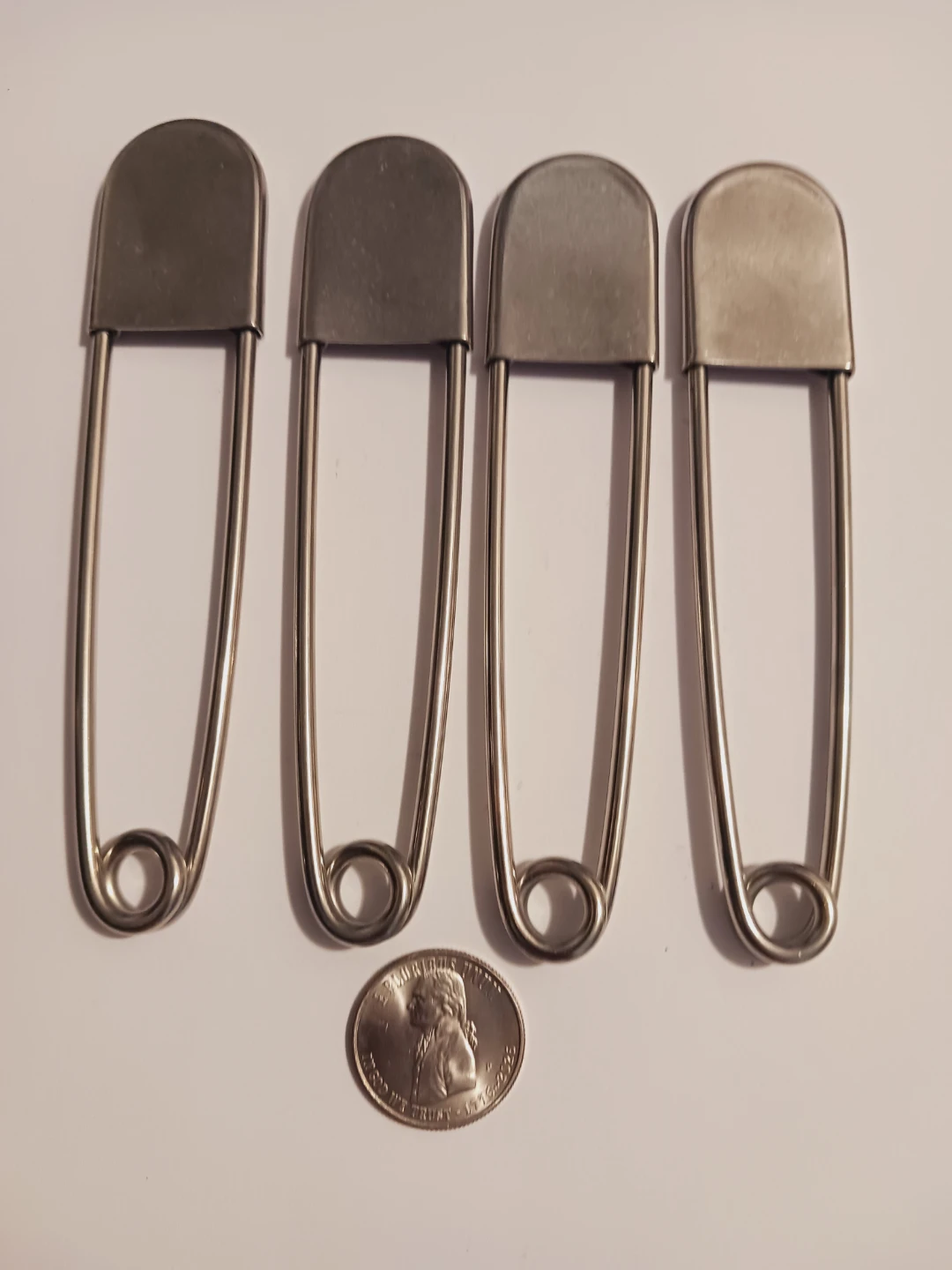.Set of 4 Jumbo Oversized Safety Pins 5" - photo 2
