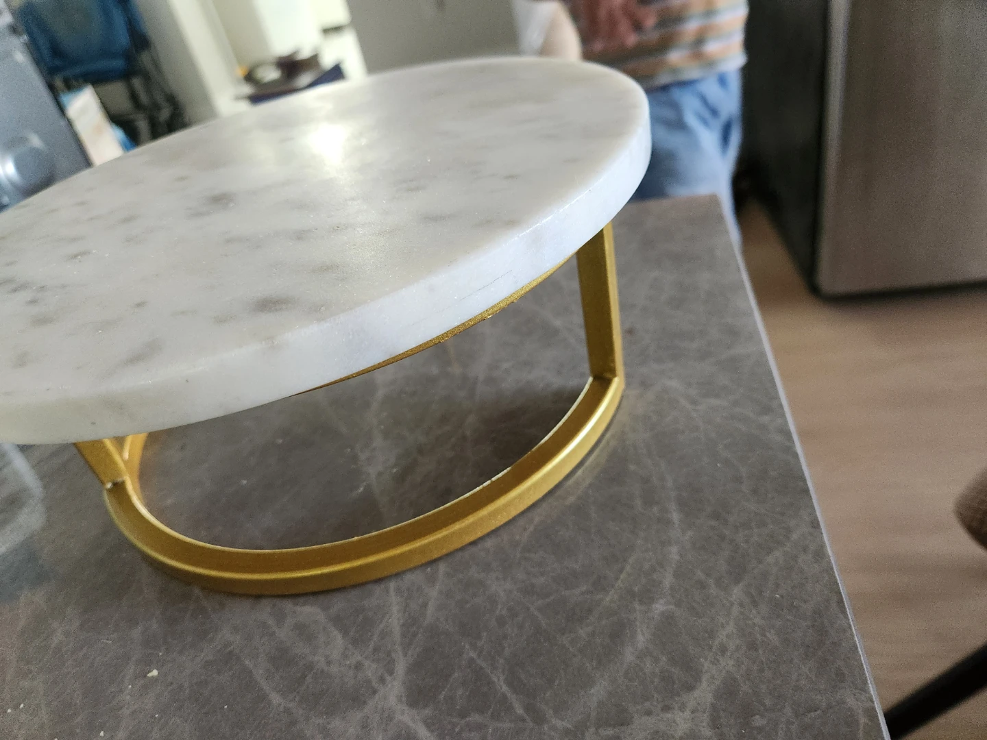 Marble and Gold Metal Display Stand - photo 2
