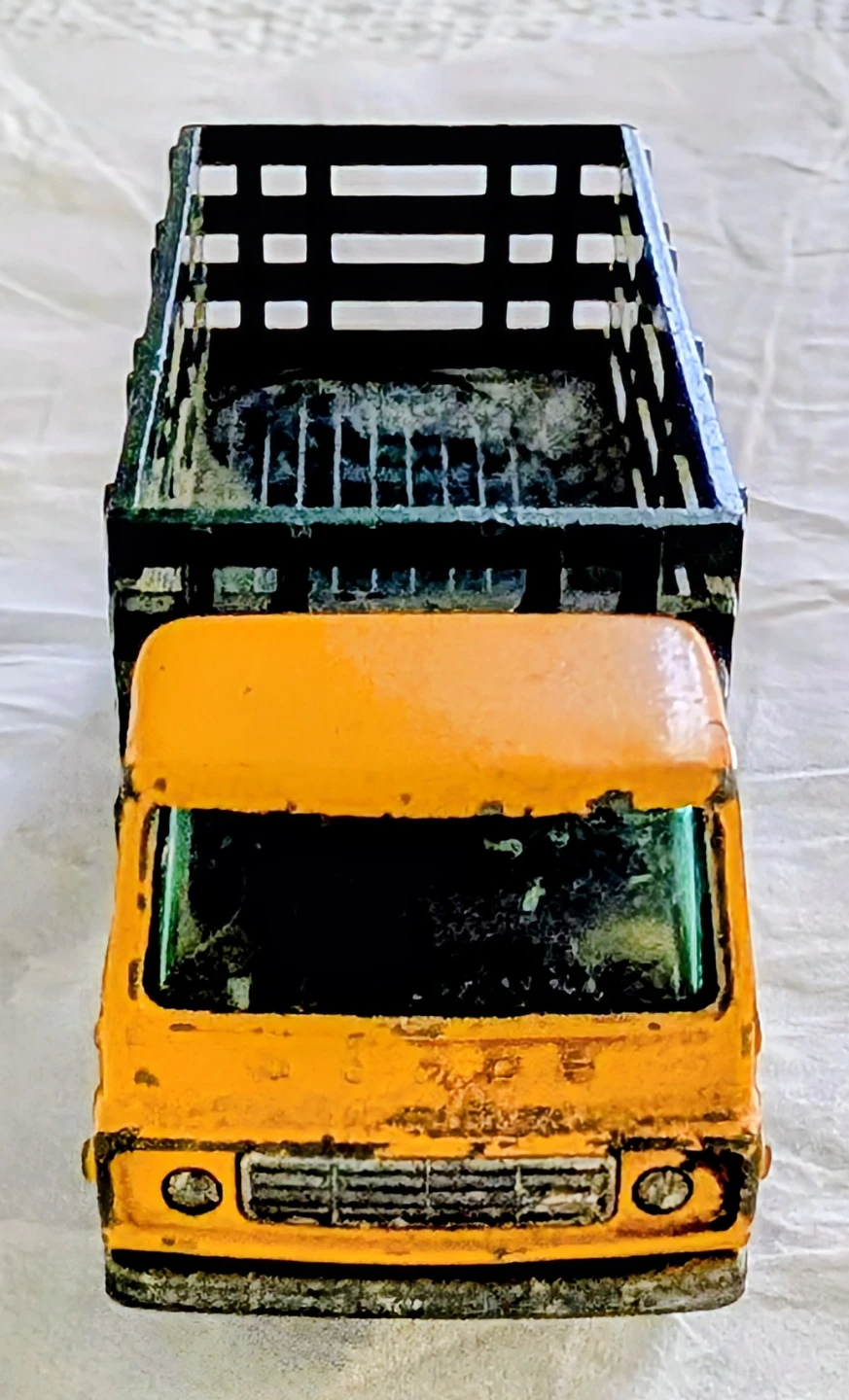 Vintage Matchbox Lesney Die-Cast Trucks - photo 2