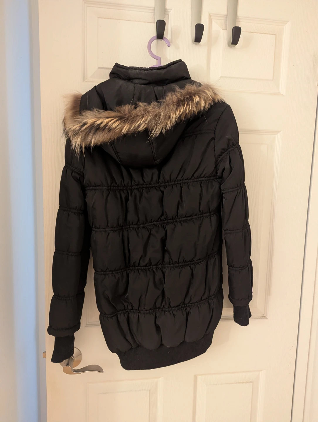 Jasminebridge Black Winter Puffer Jacket with Fur Trimmed Hood - photo 2