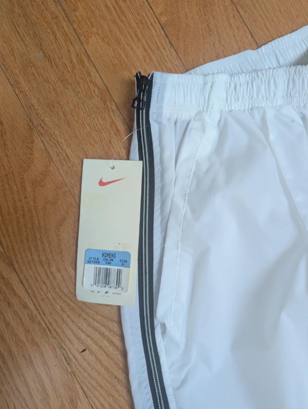 Brand New Nike Women's White Track Pants 🏈 - photo 4