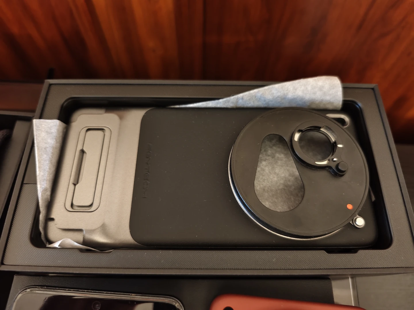 vivo X200 Ultra Smartphone with Zeiss Camera Lens and Camera Kit - photo 3