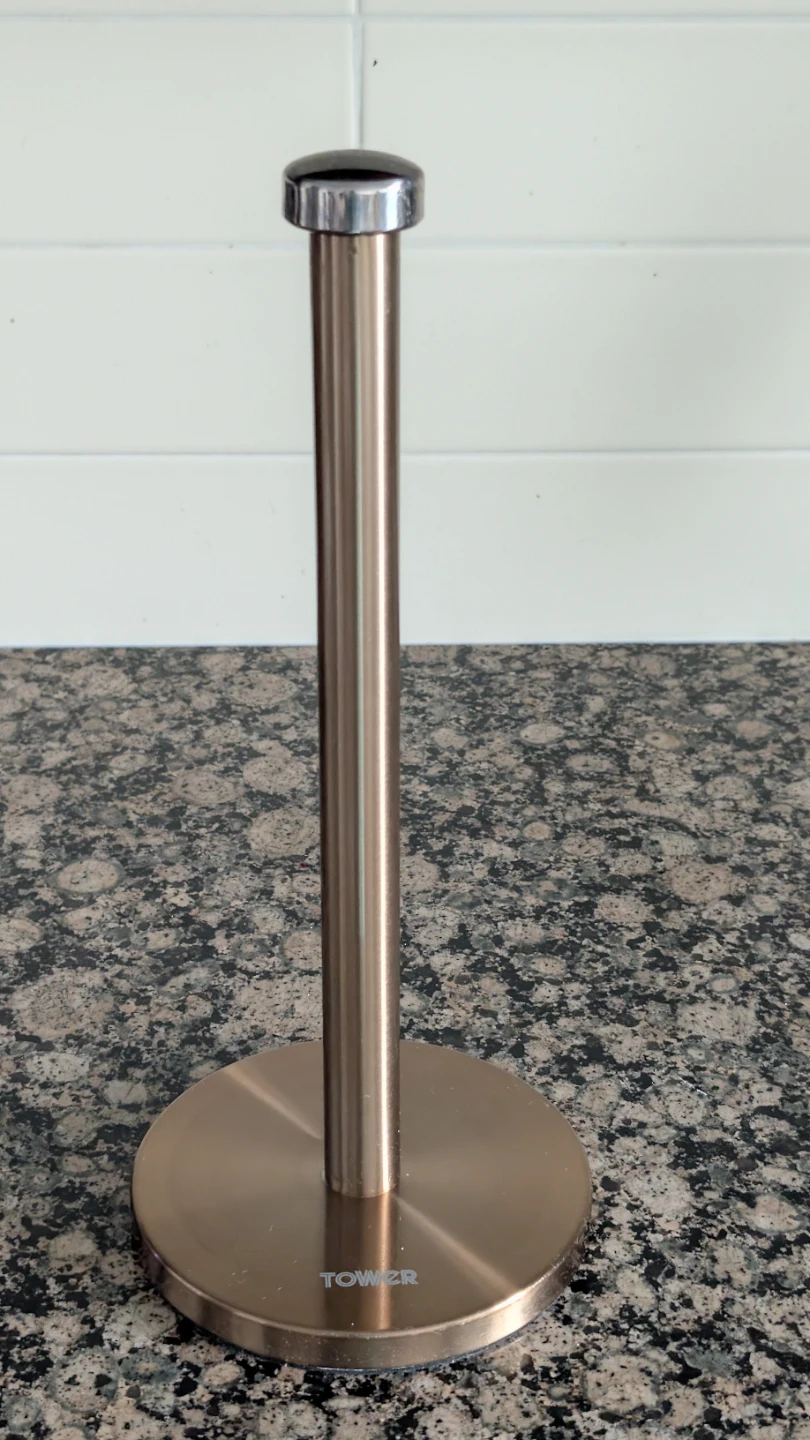 TOWER Copper Metallic Kitchen Paper Towel Holder