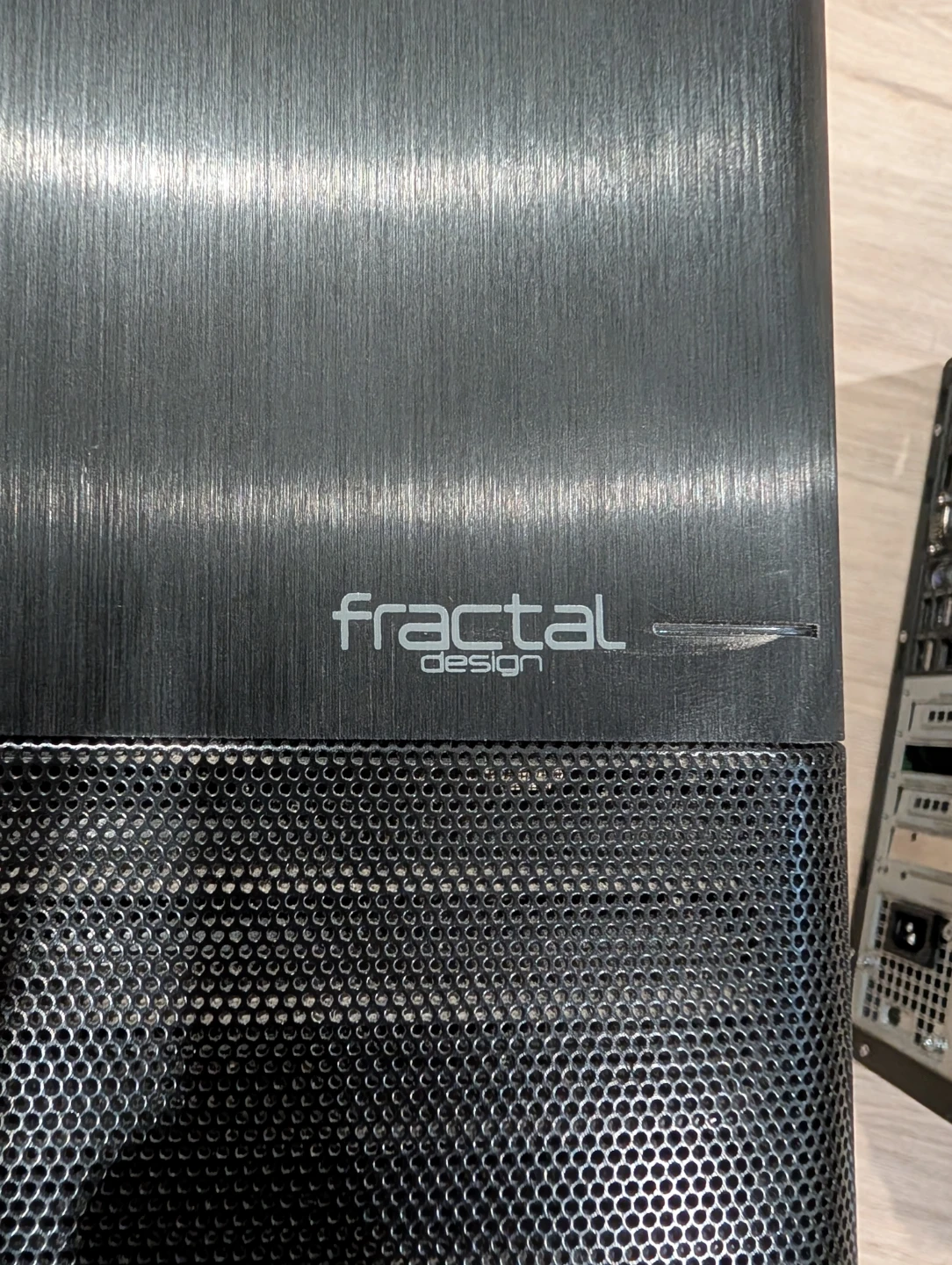 Fractal Design Computer Case - photo 2