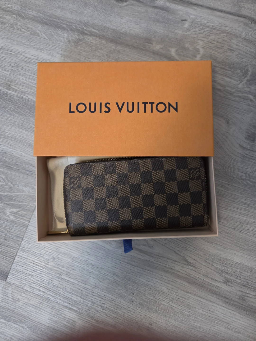 Louis Vuitton Damier Ebene Zippy Wallet - photo 3