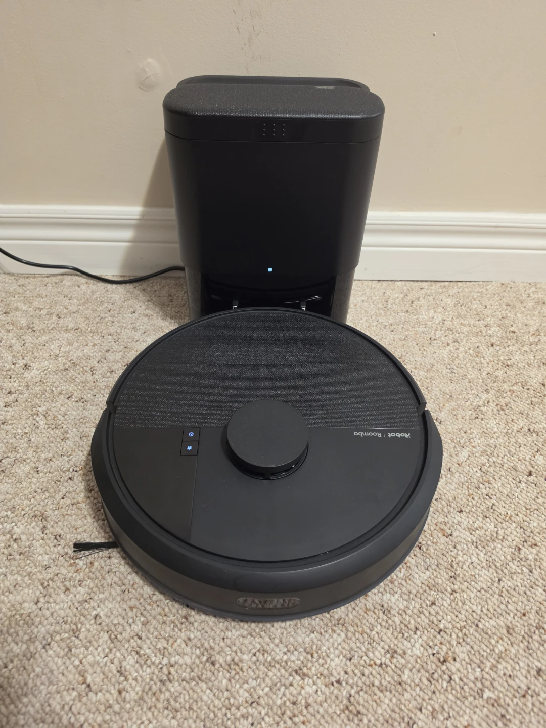 Roomba 105 Robot Vacuum, Mop, Auto Empty