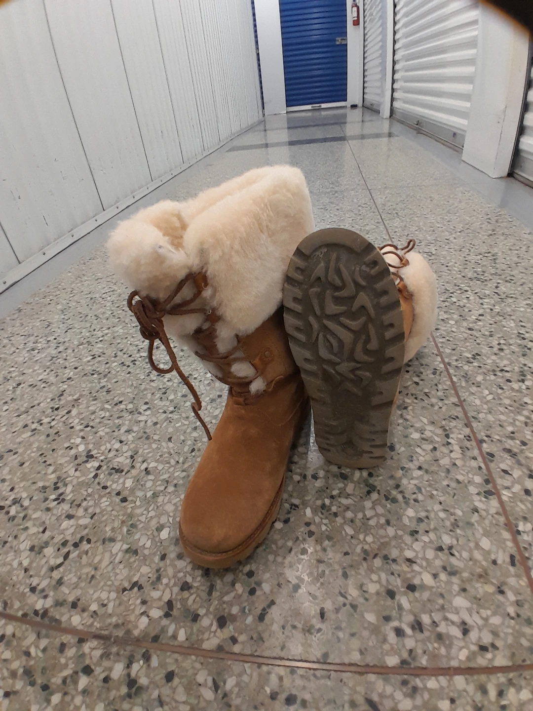 UGG Suede Shearling Lace-Up Boots Women's Size 7 - photo 2