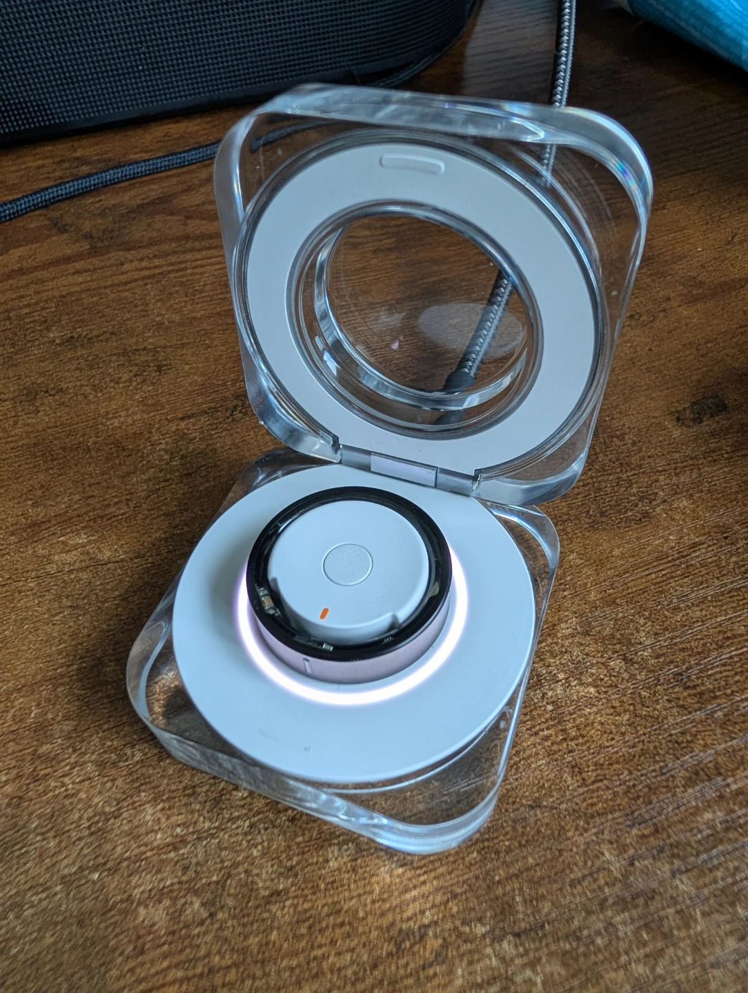 Samsung Galaxy Ring + Wireless Charger Size 11 - photo 2