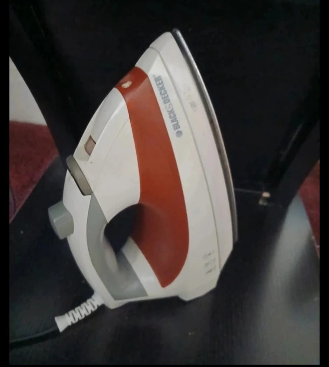 Black & Decker Steam Iron🏈