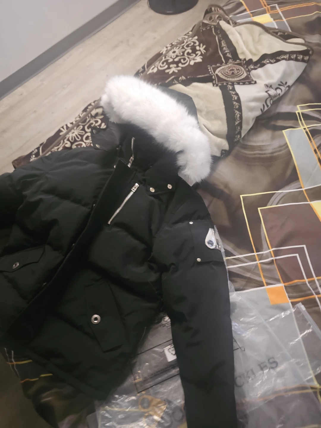 Brand new Moose Knuckles Black Puffer Jacket with Fur Hood - photo 2
