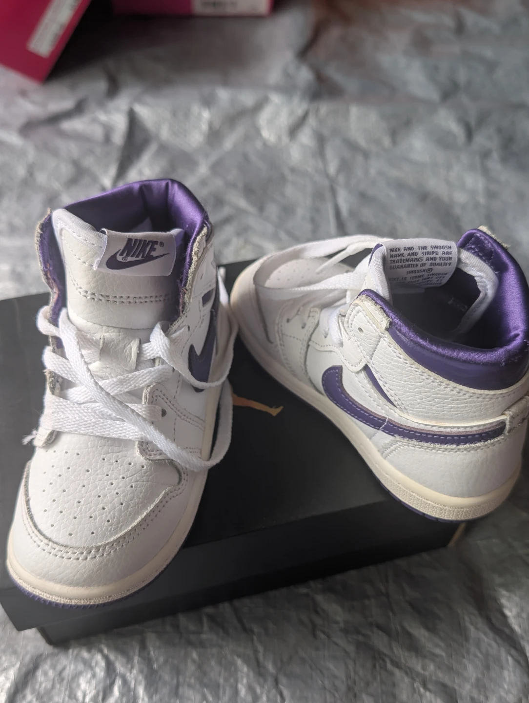 Nike Air Jordan 1 Toddler Shoes - 8C - photo 2