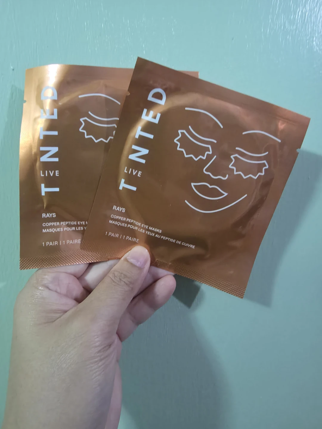 Live Tinted Rays Copper Peptide Eye Masks 2 Pack 🏈