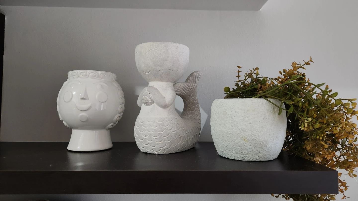 Set of 3 Decorative White Planters