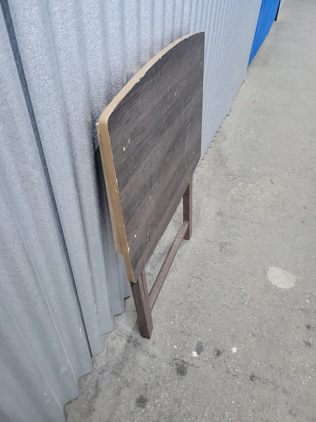 Folding small table - photo 3