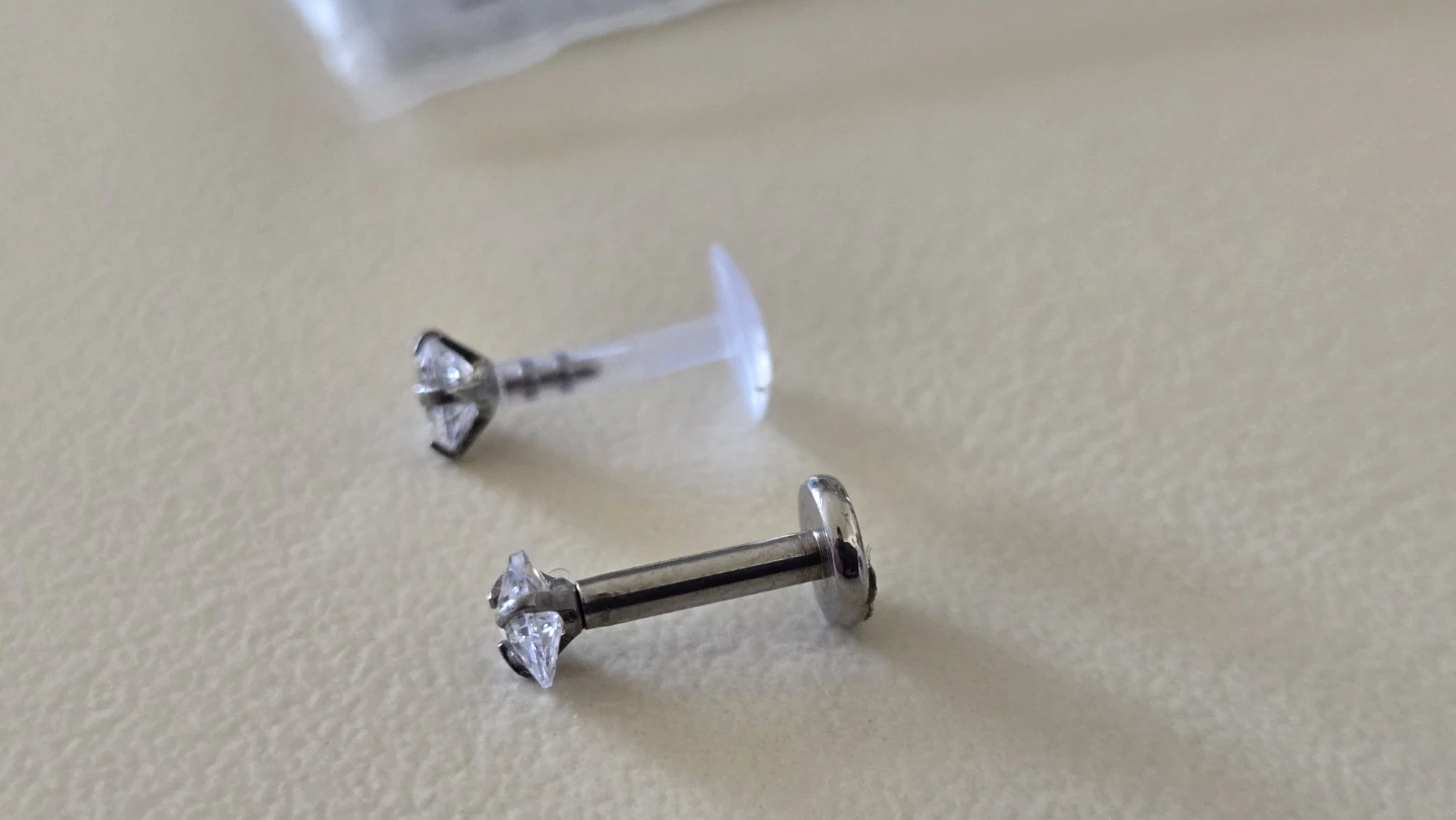 16G 6mm Labret Stud Set - photo 4