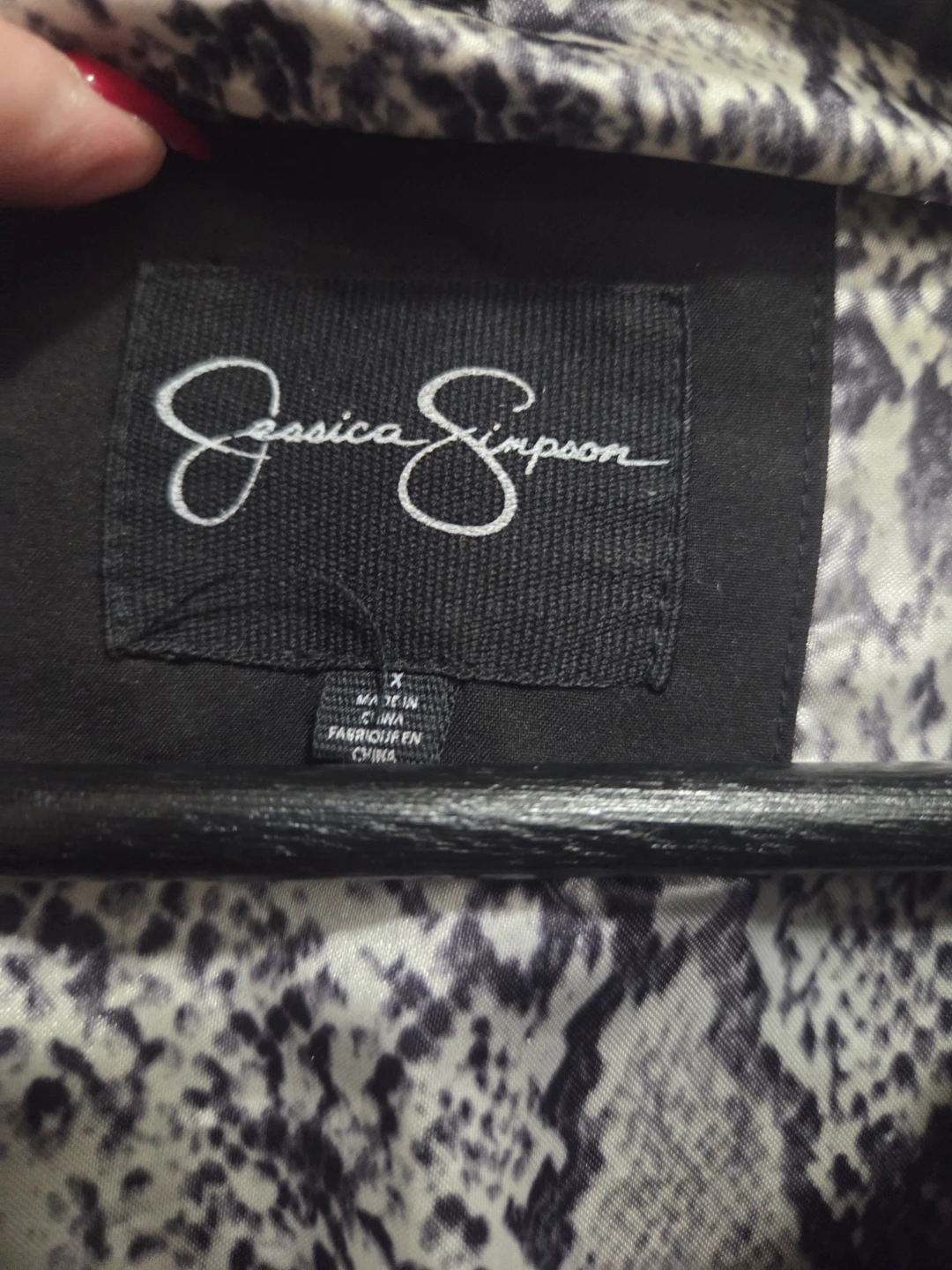 Jessica Simpson black hooded jacket - photo 2