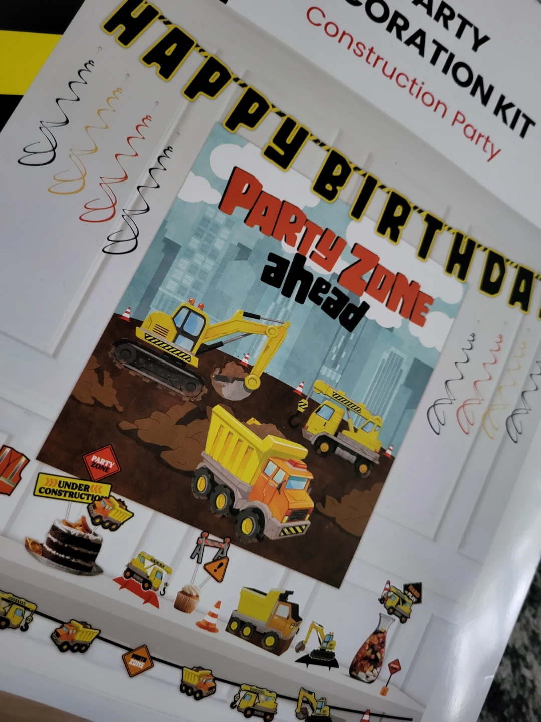HonuGo Construction Party Decoration Kit - 29 Counts - photo 3