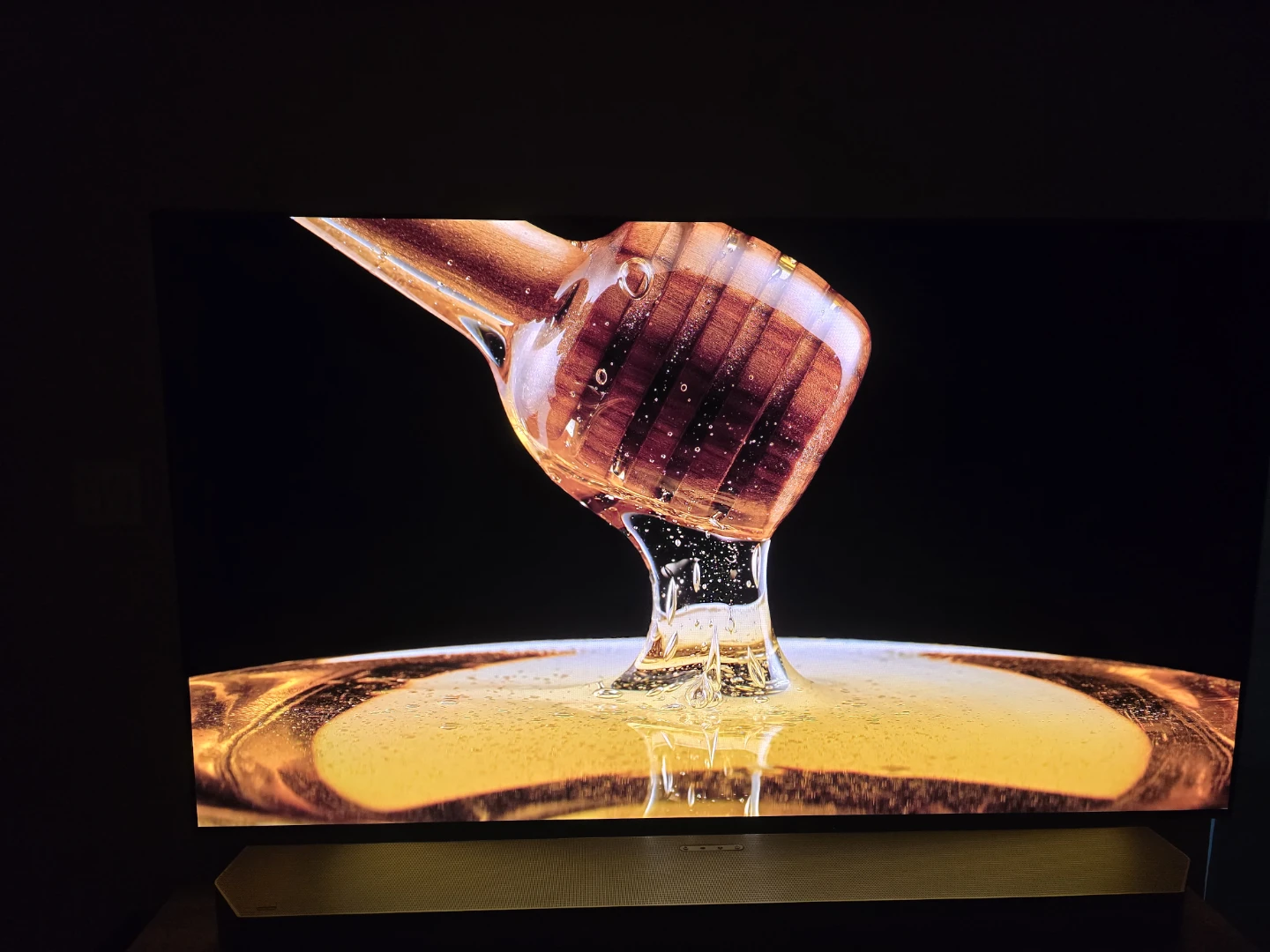 Samsung OLED 65-inch television - photo 2