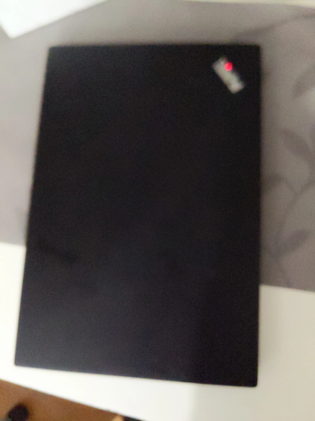 Lenovo ThinkPad Laptop t480s - photo 3