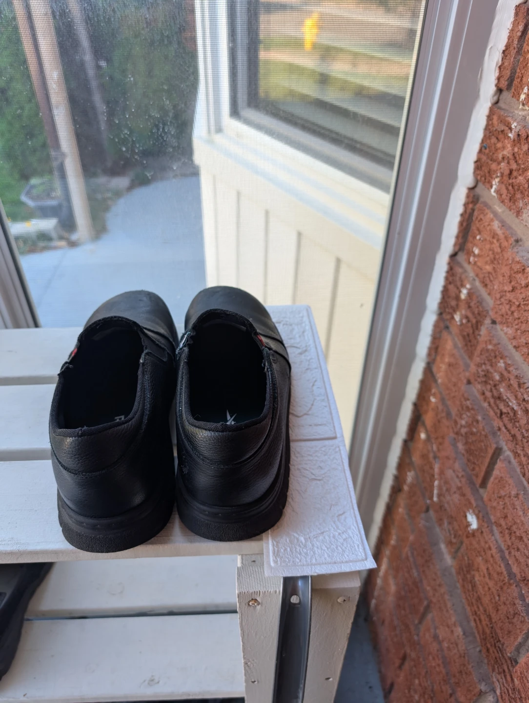 Reebok Black Slip-on Shoes safety shoes