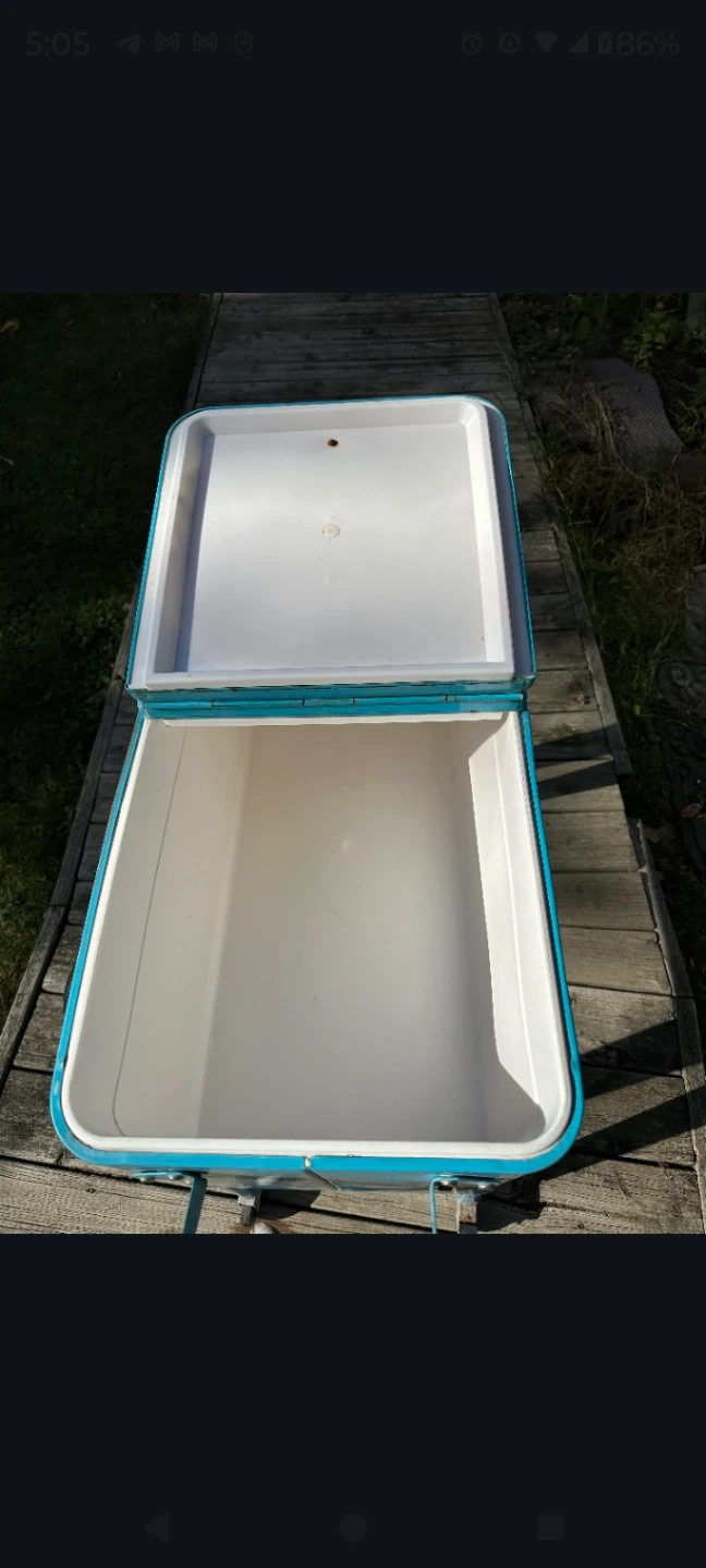 Vintage "COLD DRINKS" Cooler on Wheels - photo 5