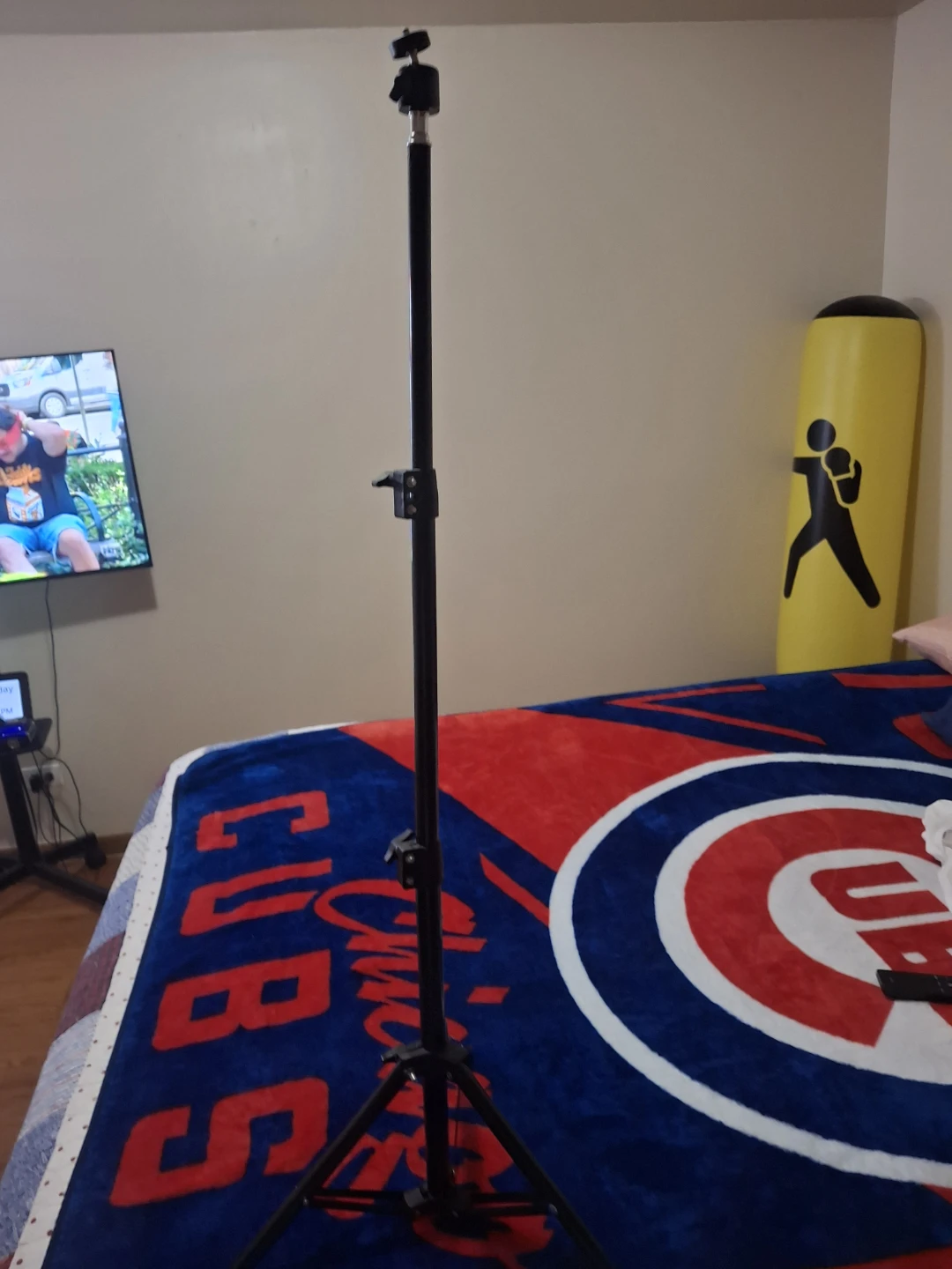 Adjustable Black Tripod Stand projector stand - photo 2
