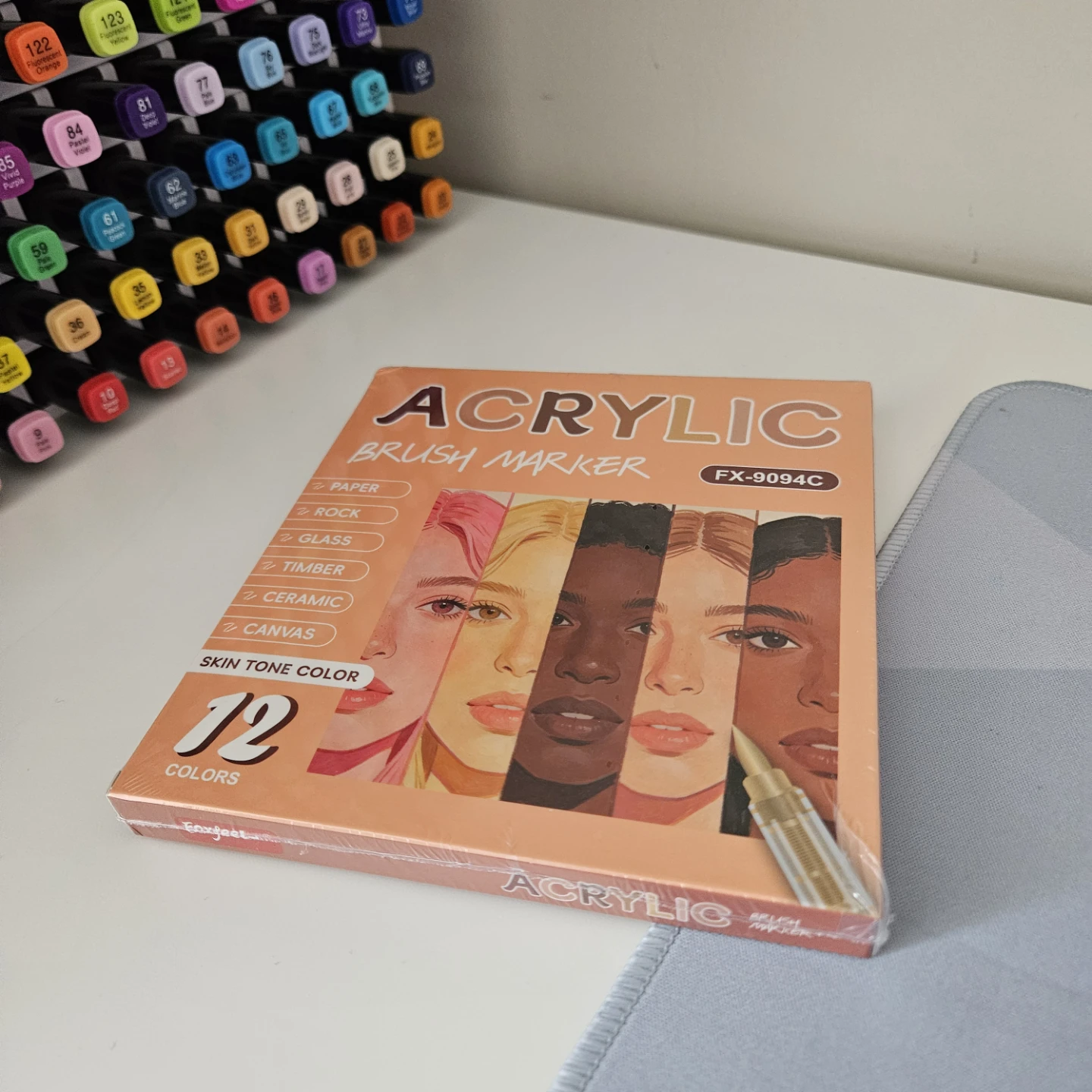 Brand new  60 pieces Acrylic Brush Marker Sets - photo 2