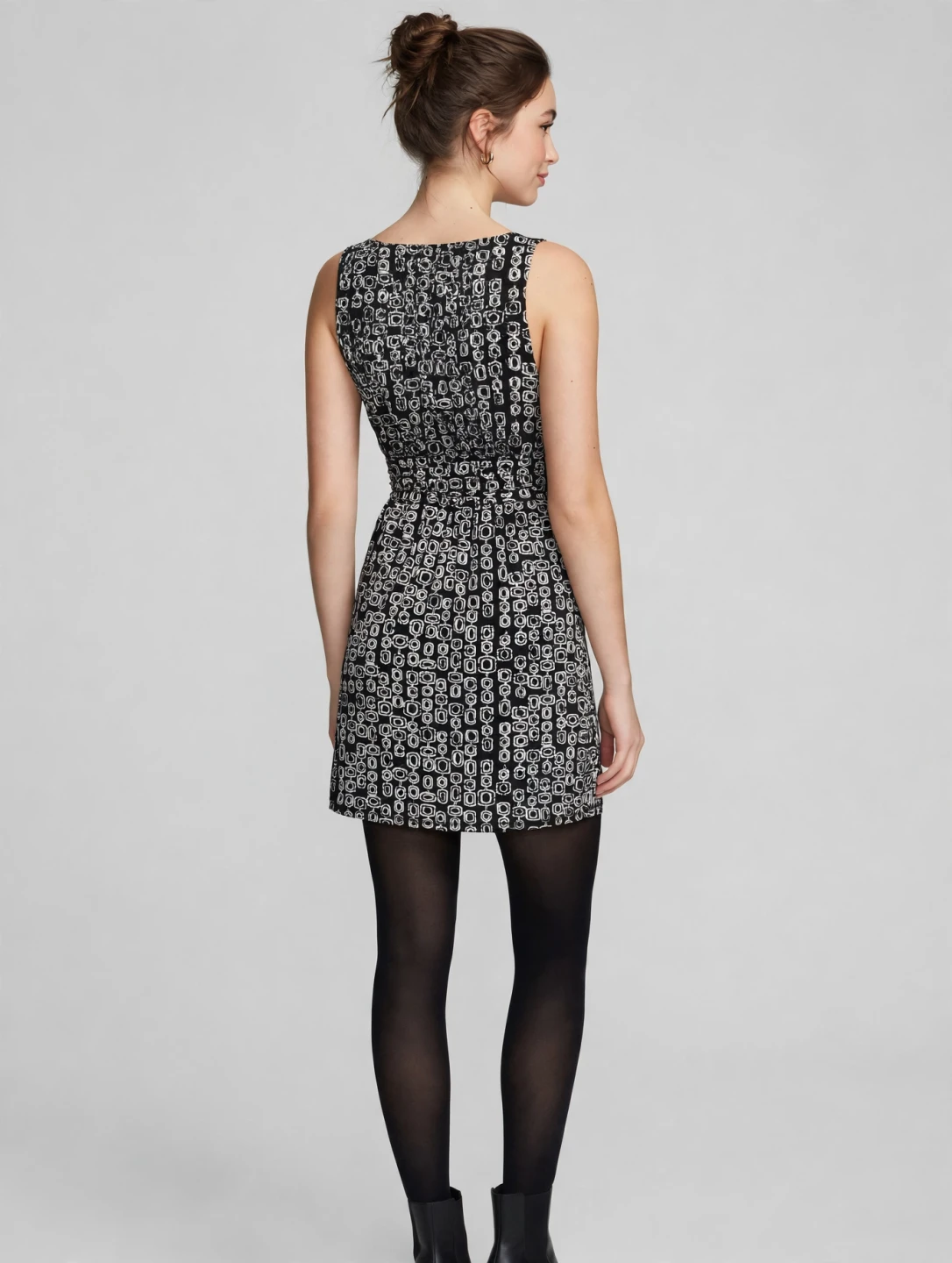 Blizz Geometric Print Sleeveless Dress - photo 2