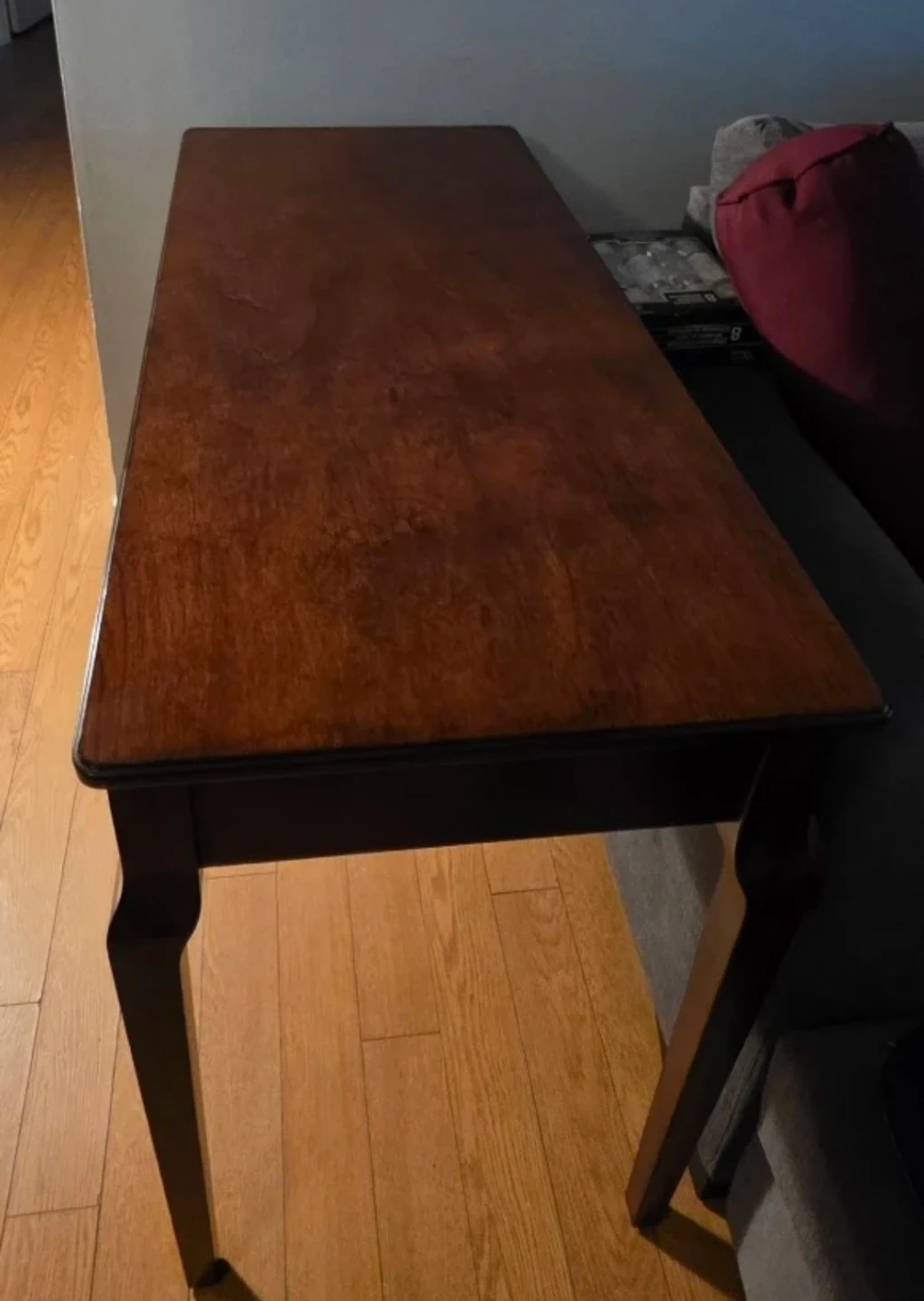 Queen Anne-style Solid Wood Writing Desk - photo 2