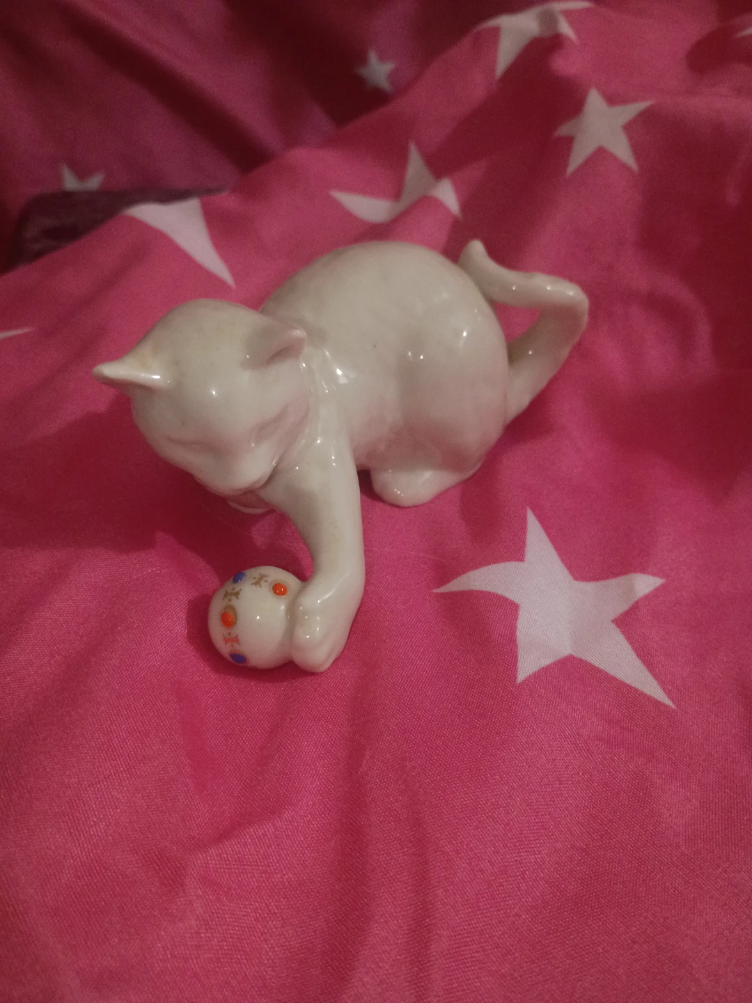 Vintage Porcelain Cat Figurine - photo 2