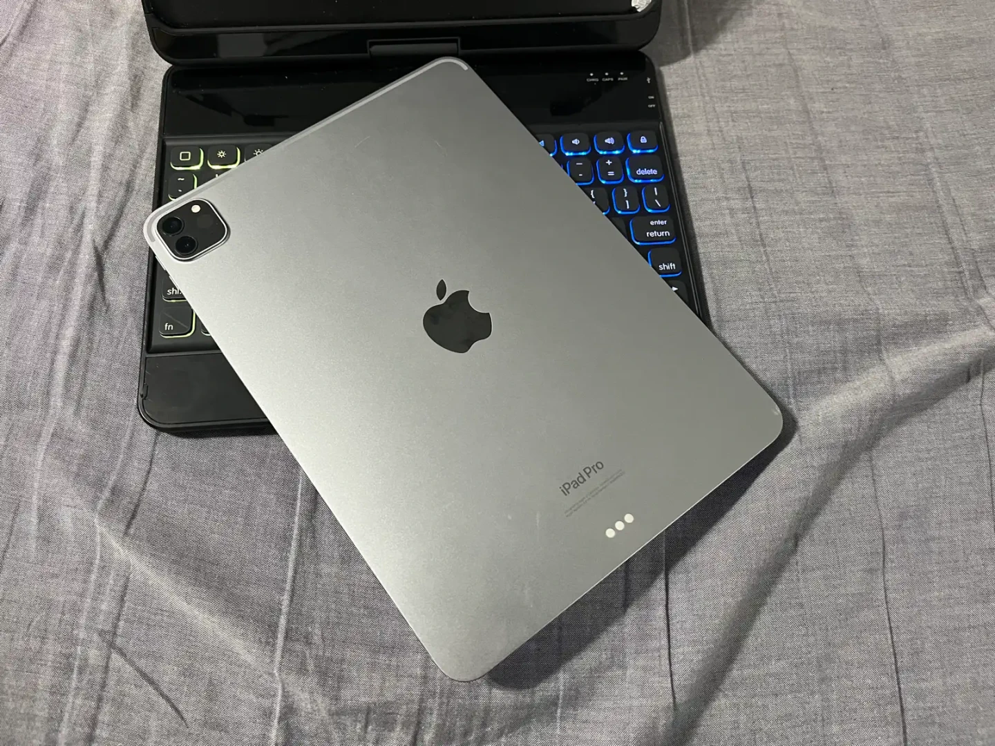 Apple iPad Pro 11-inch 4th Gen 256GB M2 cpu - photo 5