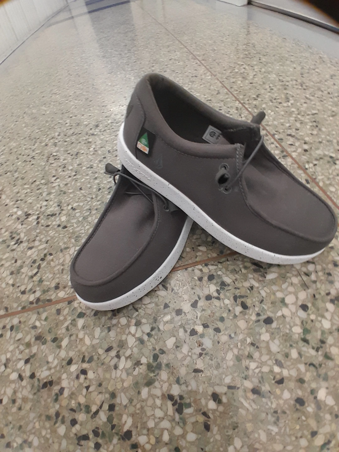 Reef Deckhand  Safety Shoes Men's Size 8