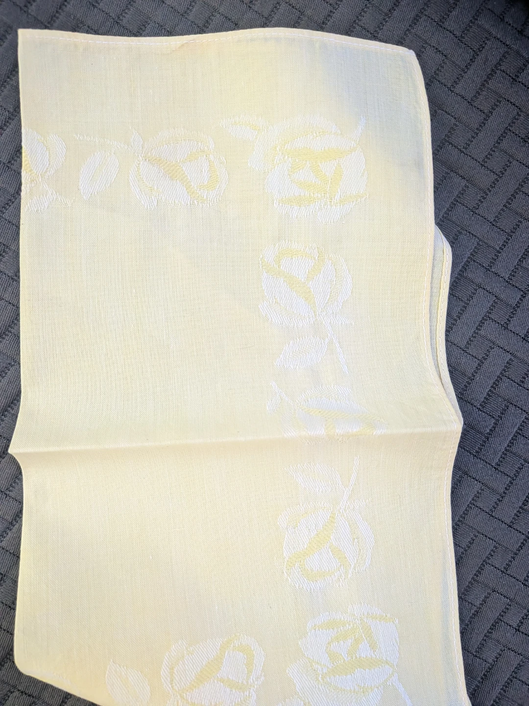 Vintage Pale Yellow Floral Hanky - photo 4