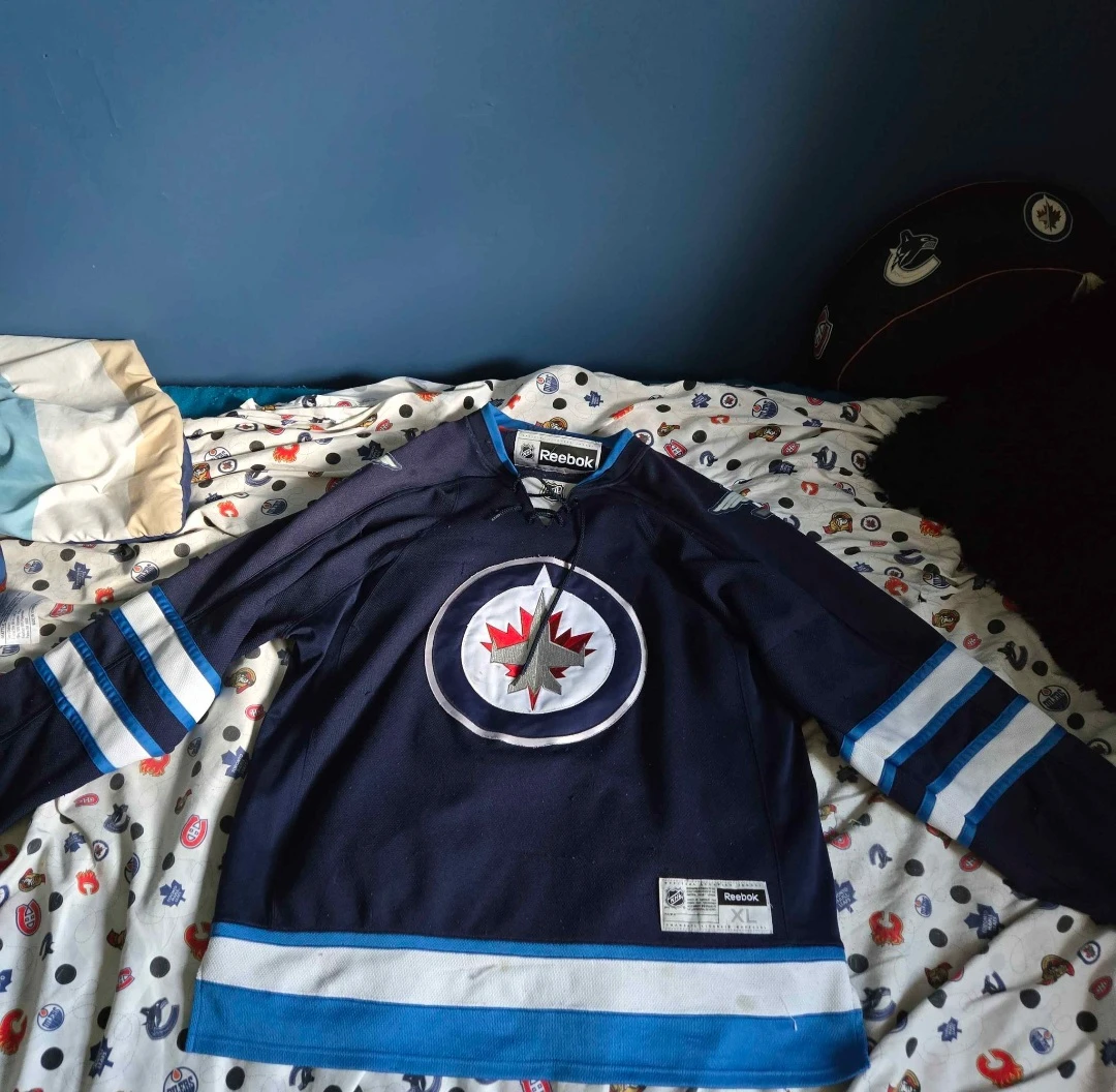 Reebok Winnipeg Jets Jersey XL