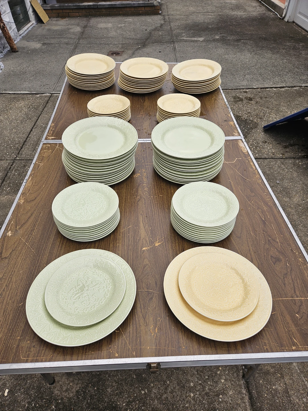 100 pieces vintage made in japan dinnerware set