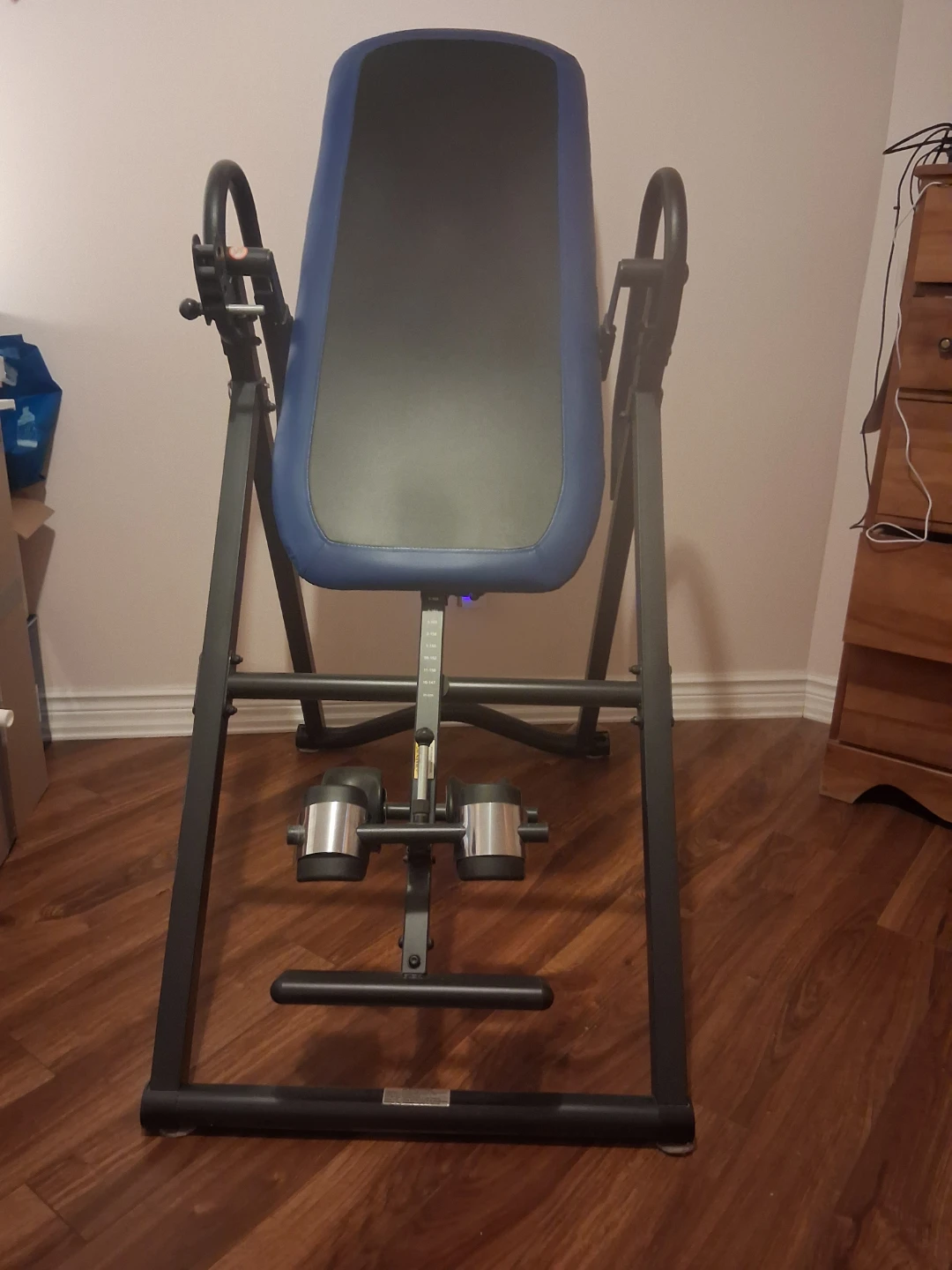 Innova Inversion Table