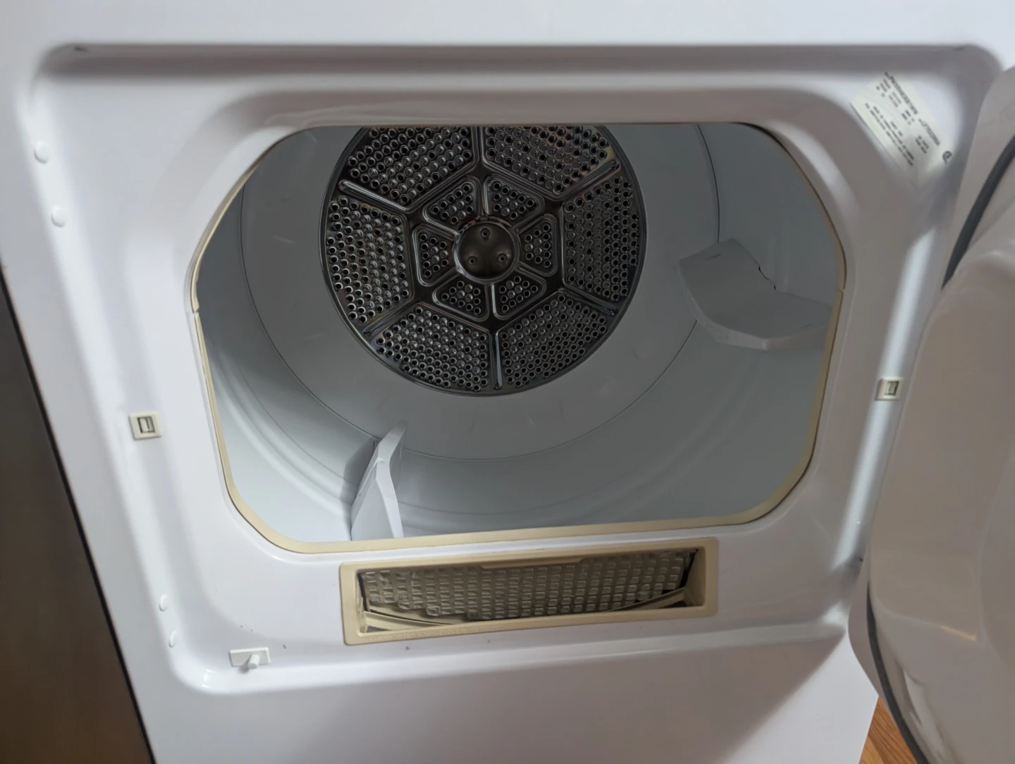 Camco Clothes Dryer PWXR483EB1WW - photo 2