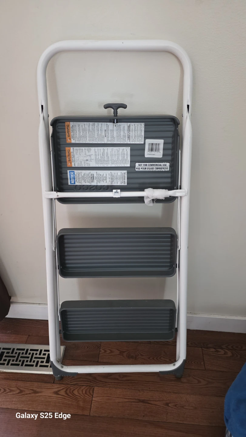Cosco 3-Step Folding Stepladder - photo 2