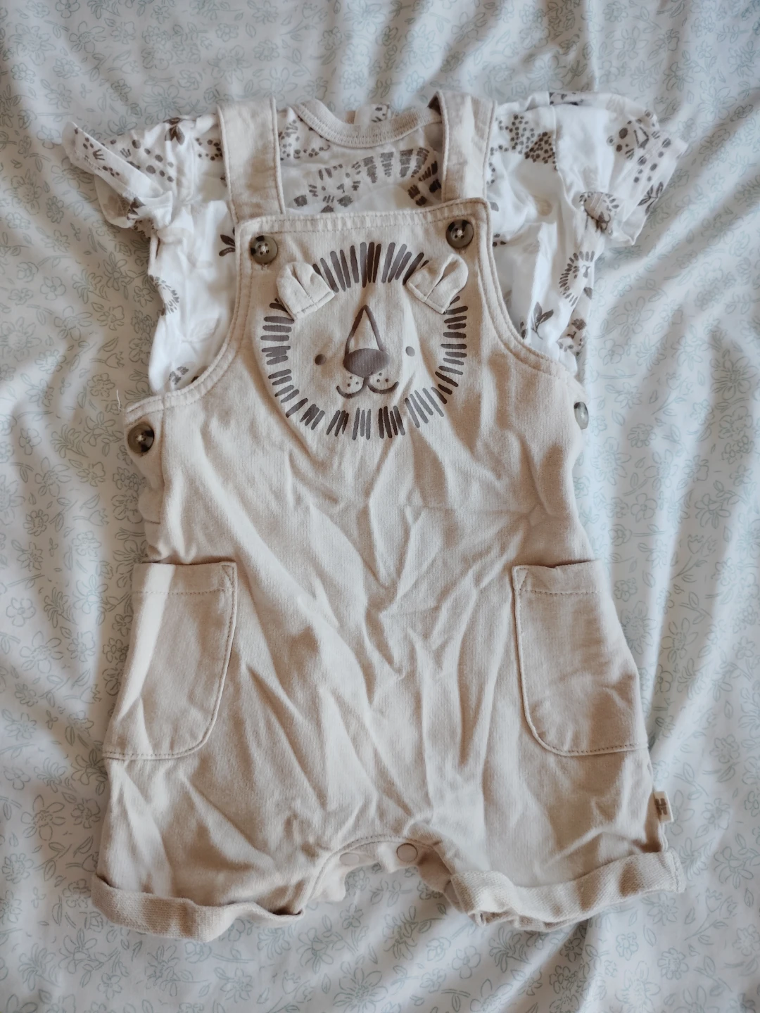 Baby Lion Overall Set