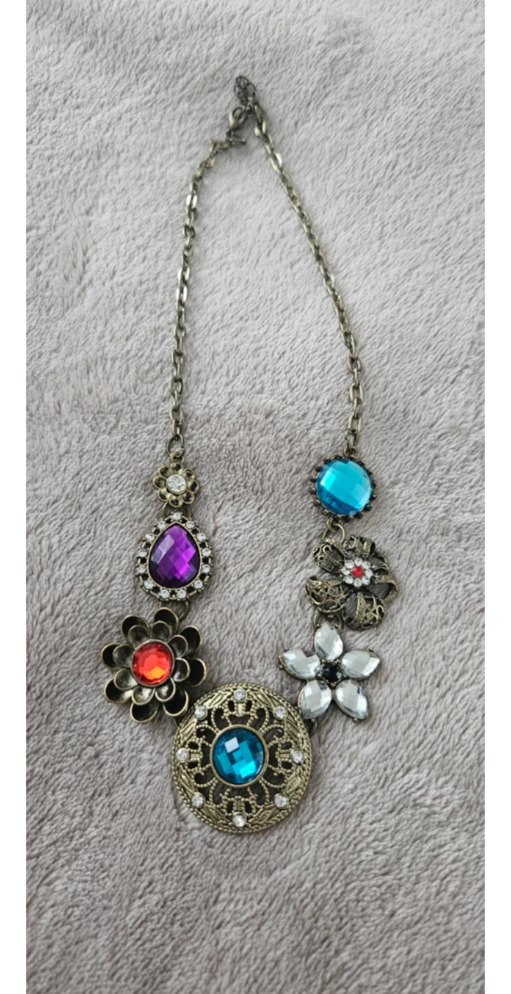 Vintage-style Multicoloured Gemstone Statement Necklace