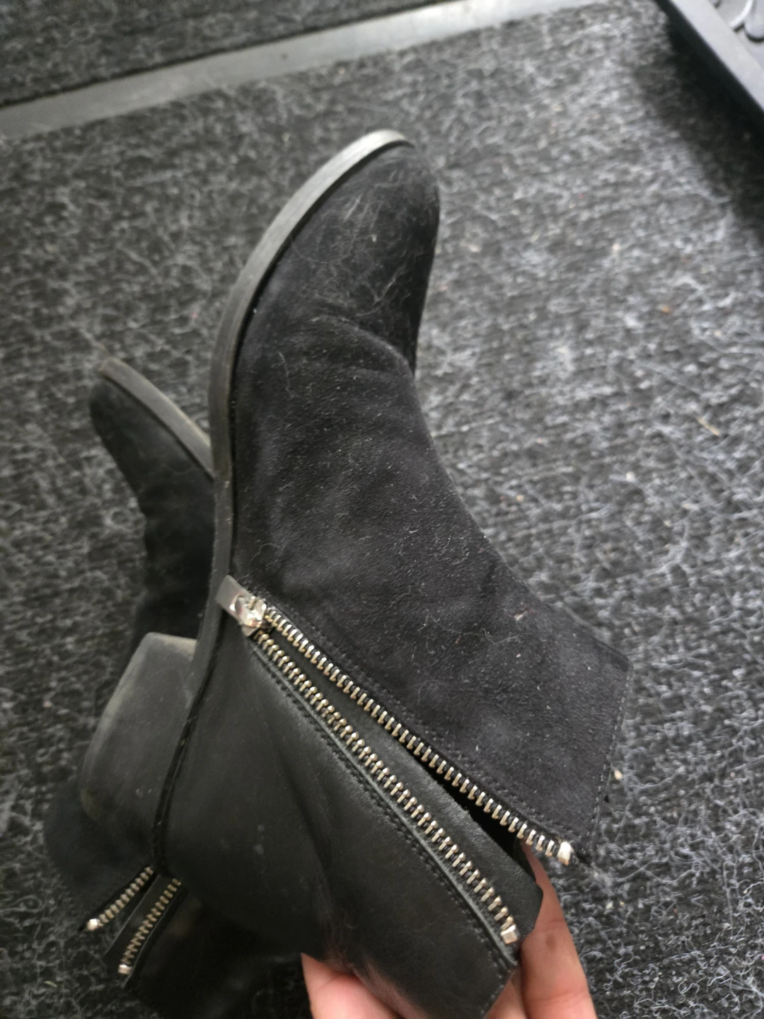 Jay + Dee Black Suede Ankle Boots - photo 2