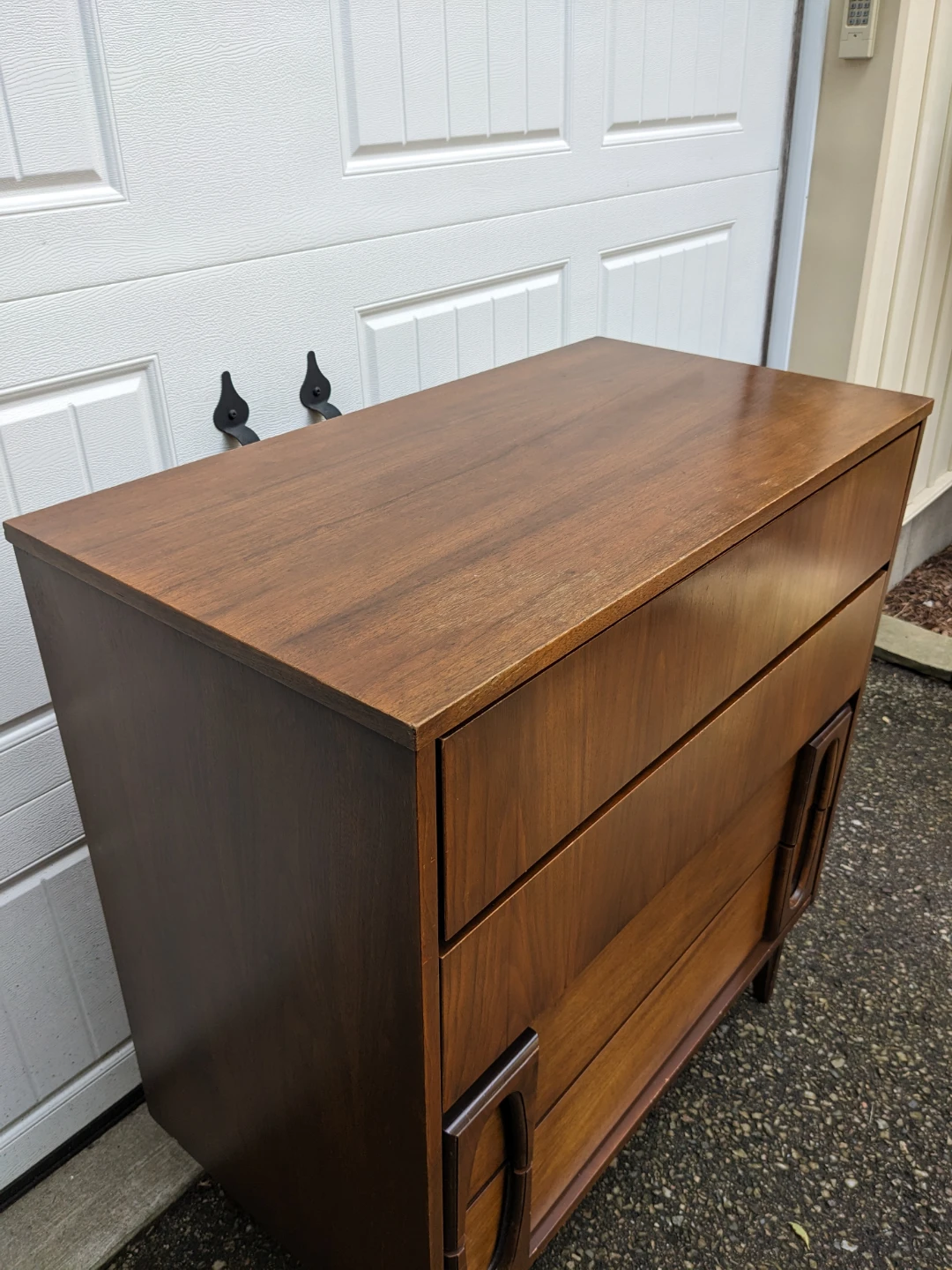 MCM Walnut 4 Drawer Chest by Victoriaville - photo 5