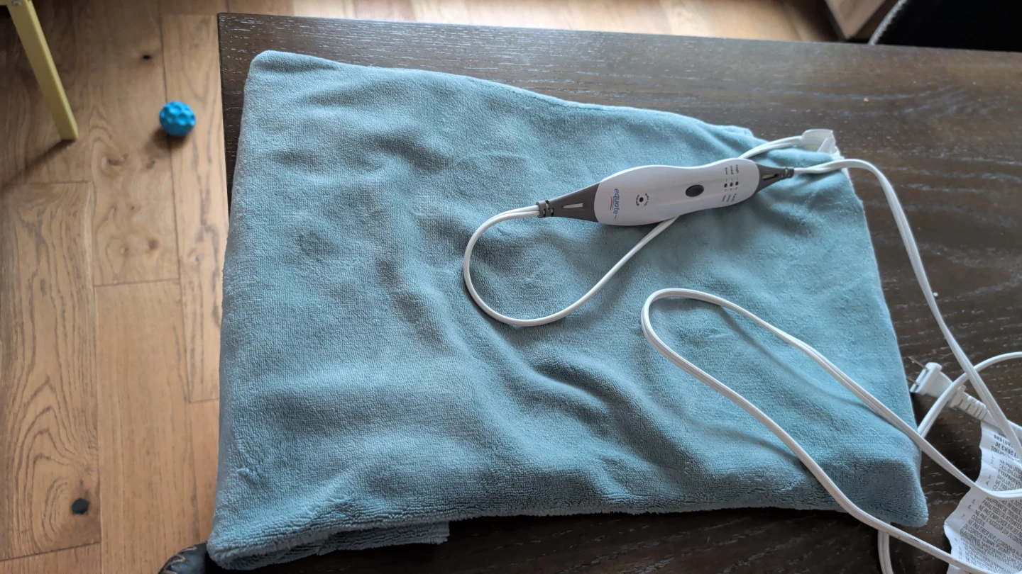 Clearance Equate Heating Pad