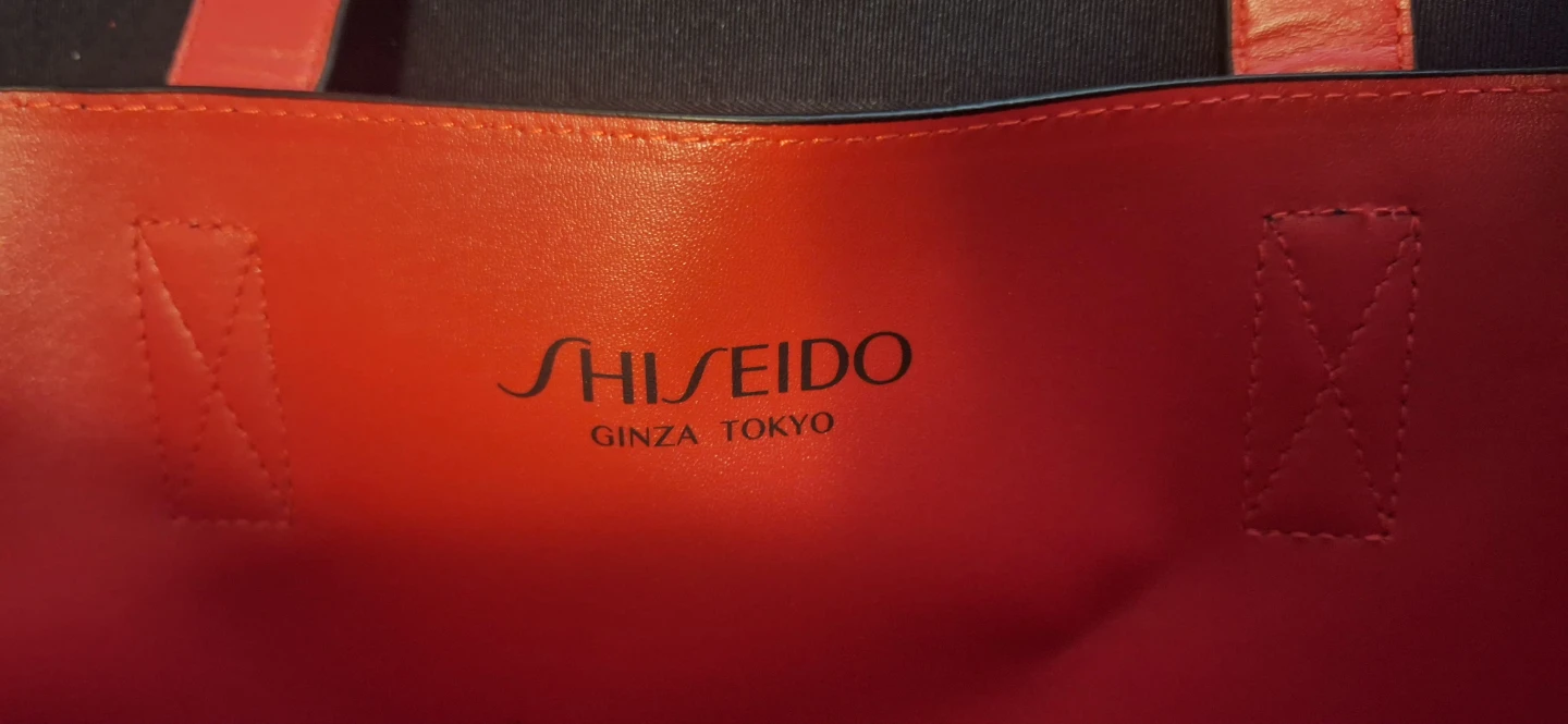 STUNNING Shiseido "Red Bottom" Tote Bag - photo 3