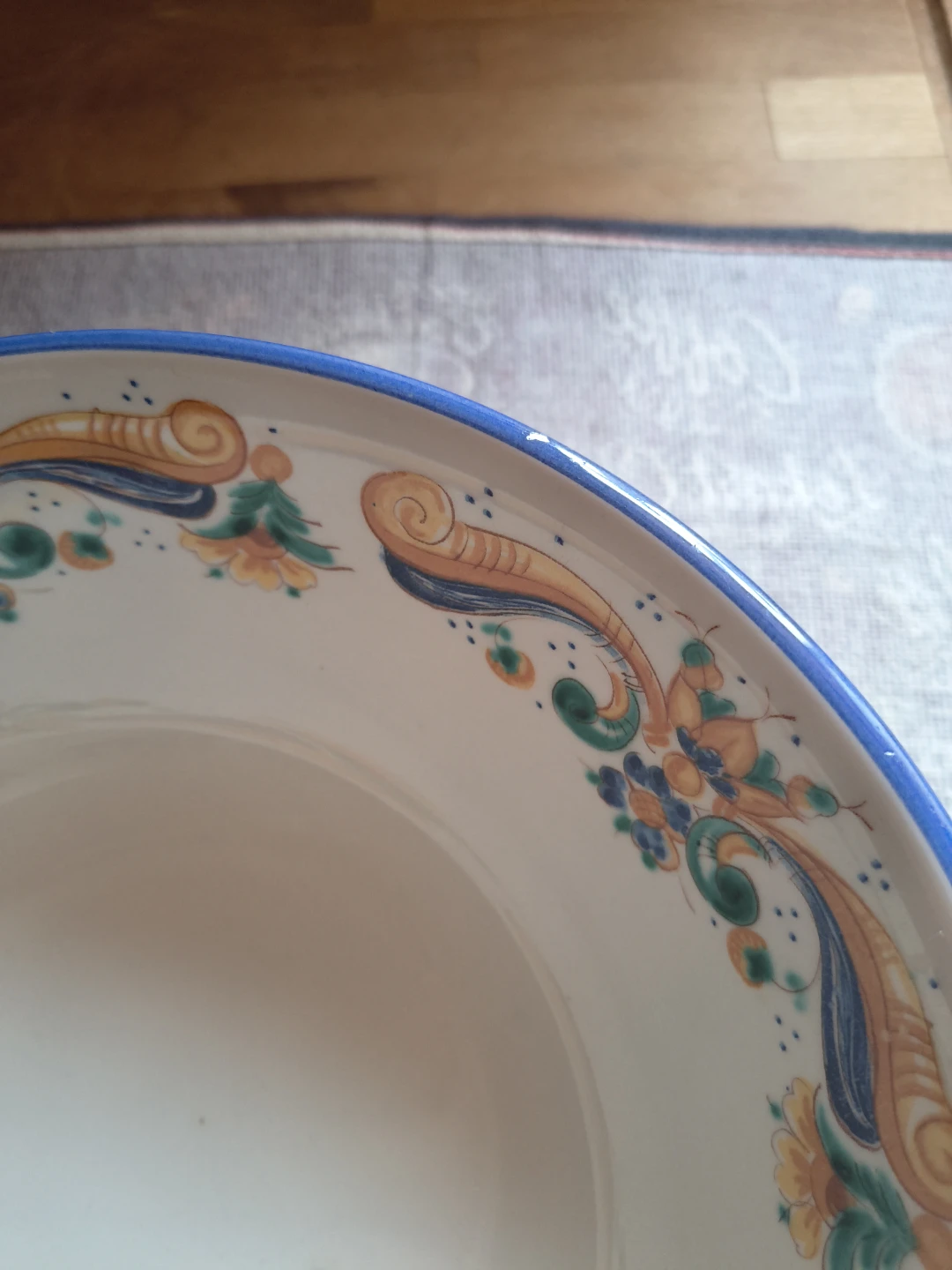 Italian Ceramic Serving Bowl with Floral Pattern - photo 2